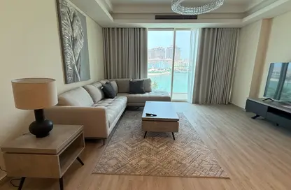 Apartment - 1 Bedroom - 2 Bathrooms for rent in Gewan Island - The Pearl Island - Doha