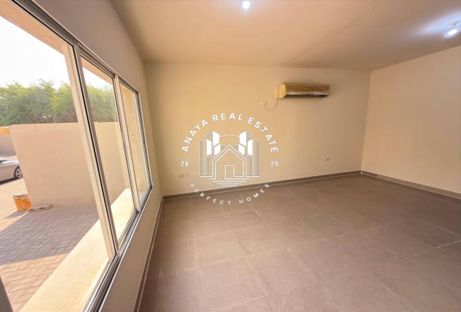 958663 - Property Image 3