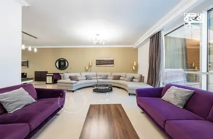 Apartment - 2 Bedrooms - 2 Bathrooms for rent in Beverly Hills Tower - West Bay - West Bay - Doha