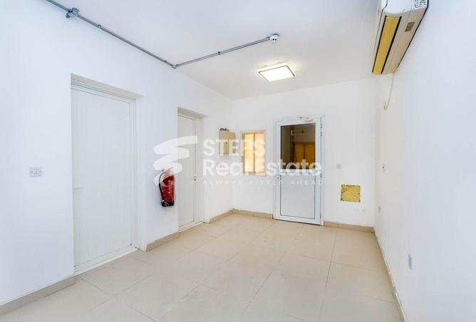 995354 - Property Image 3