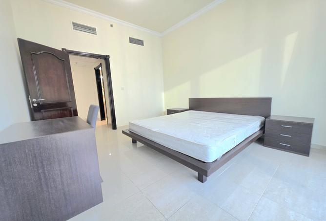 981953 - Property Image 3