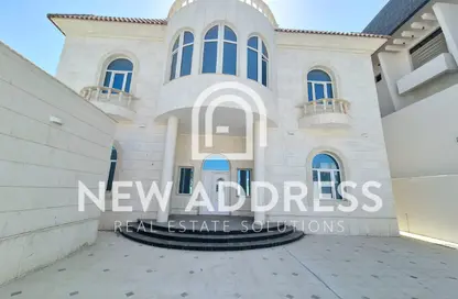 Villa - 7+ Bedrooms - 7+ Bathrooms for sale in Al Duhail - Doha