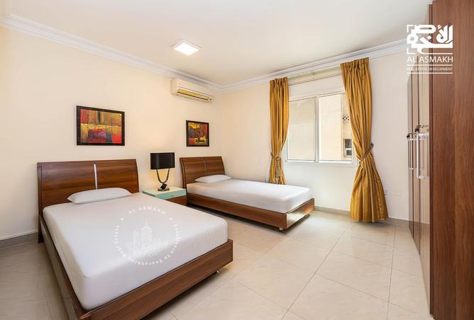 960589 - Property Image 2