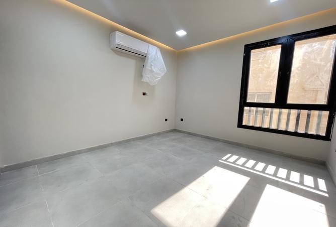 999614 - Property Image 3