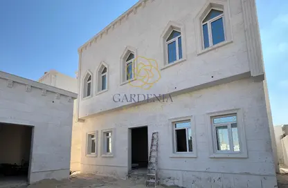 Villa - 7+ Bedrooms - 7+ Bathrooms for sale in Umm Qarn - Al Daayen