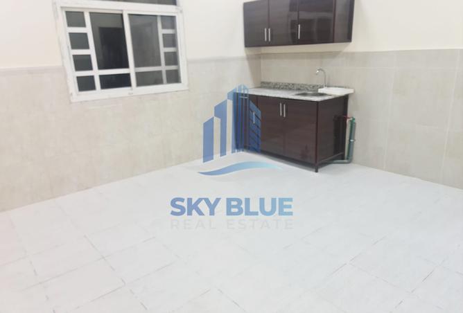 951881 - Property Image 2