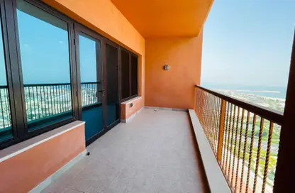Apartment - 3 Bedrooms - 4 Bathrooms for rent in West Porto Drive - Porto Arabia - The Pearl Island - Doha