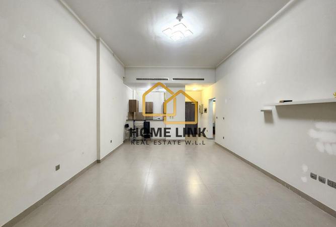 988865 - Property Image 3