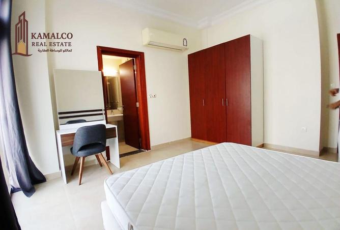 963834 - Property Image 3