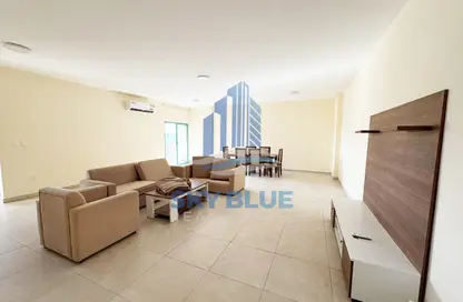 Apartment - 2 Bedrooms - 2 Bathrooms for rent in Old Al Ghanim - Al Ghanim - Doha