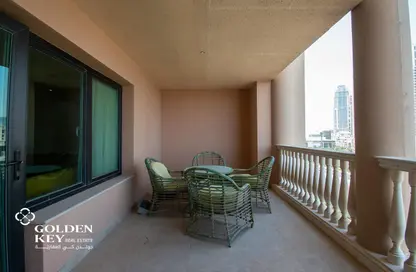 Apartment - 1 Bedroom - 2 Bathrooms for sale in West Porto Drive - Porto Arabia - The Pearl Island - Doha