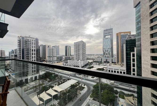 987722 - Property Image 2