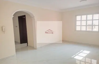 Empty Room image for: Apartment - 2 Bedrooms - 2 Bathrooms for rent in Old Airport Road - Doha, Image 1