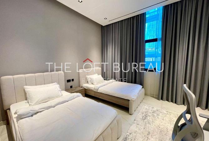 985865 - Property Image 3