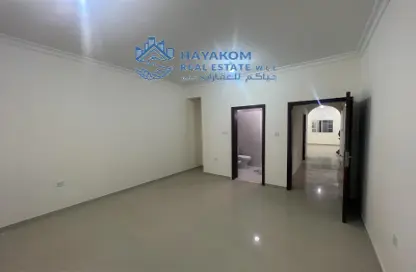Apartment - 3 Bedrooms - 3 Bathrooms for rent in Al Tabari Street - Fereej Bin Omran - Doha