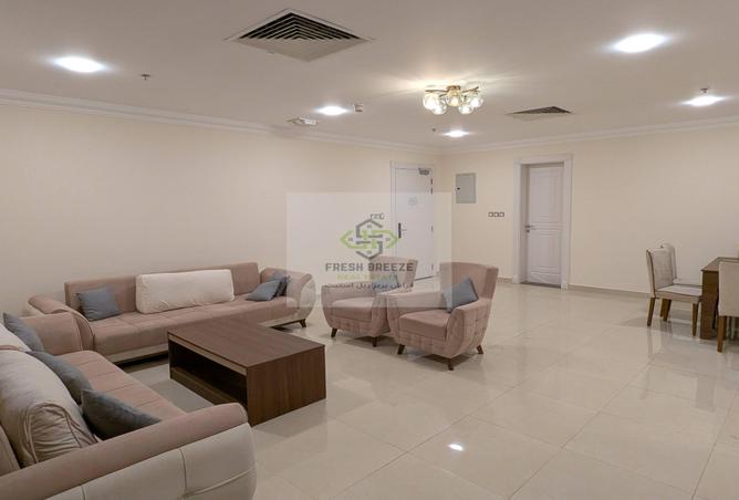 930068 - Property Main Image