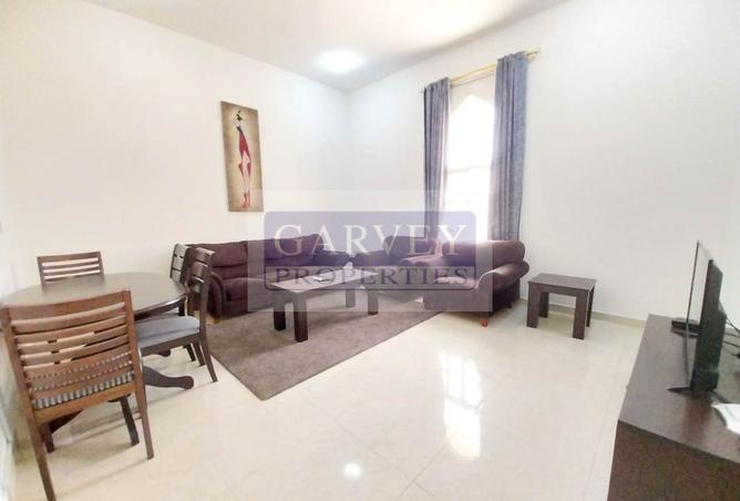 945562 - Property Image 2