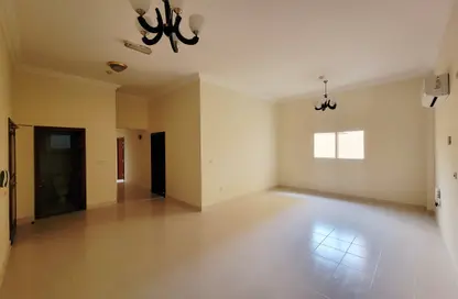 Apartment - 2 Bedrooms - 2 Bathrooms for rent in Old Airport Road - Old Airport Road - Doha