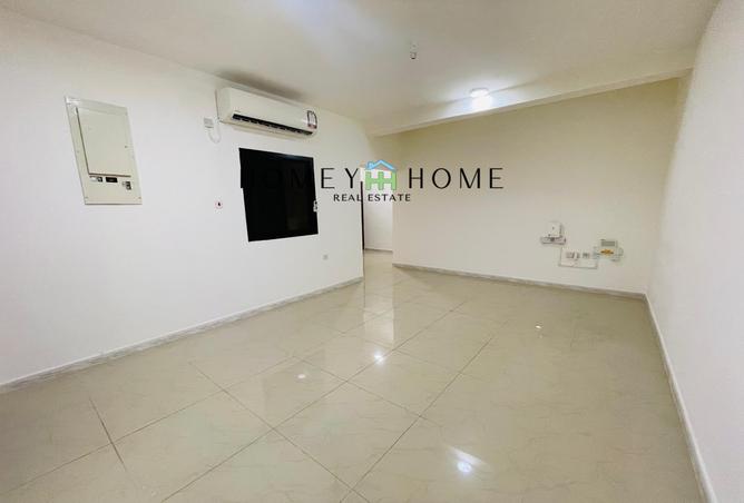 798376 - Property Image 2