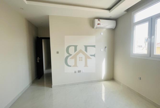 952724 - Property Image 2