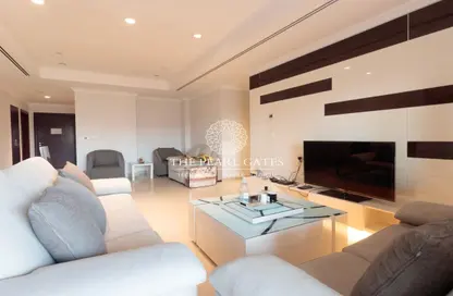 Apartment - 2 Bedrooms - 3 Bathrooms for rent in East Porto Drive - Porto Arabia - The Pearl Island - Doha