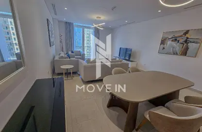 Apartment - 2 Bedrooms - 2 Bathrooms for rent in Floresta Gardens - Floresta Gardens - The Pearl Island - Doha