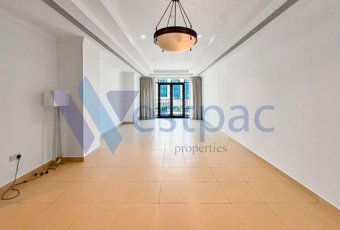956334 - Property Image 3