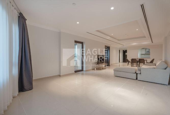 944881 - Property Image 2