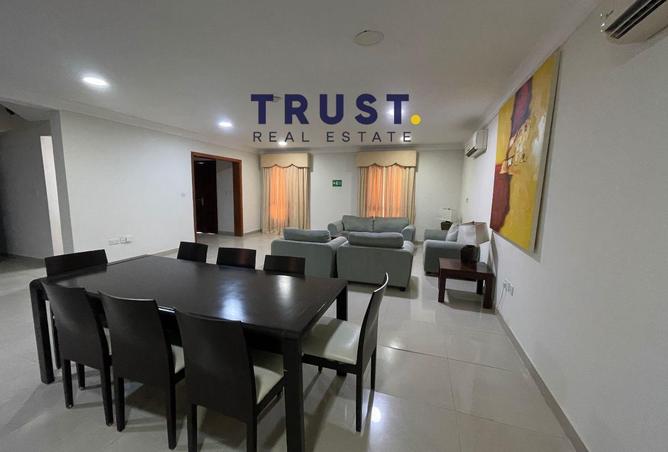 950459 - Property Image 2