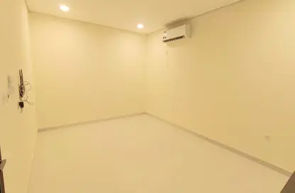 Apartment - Studio - 1 Bathroom for rent in Madinat Khalifa Building 58 - Madinat Khalifa South - Madinat Khalifa - Doha