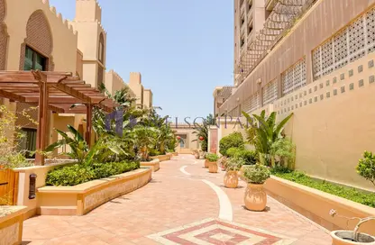 Townhouse - 2 Bedrooms - 3 Bathrooms for rent in West Porto Drive - Porto Arabia - The Pearl Island - Doha