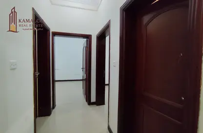 Apartment - 2 Bedrooms - 2 Bathrooms for rent in Al Mansoura - Al Mansoura - Doha