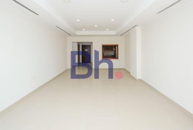 973717 - Property Image 3