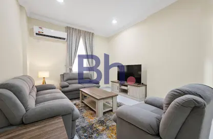 Apartment - 2 Bedrooms - 2 Bathrooms for rent in Al Sadd Road - Al Sadd - Doha