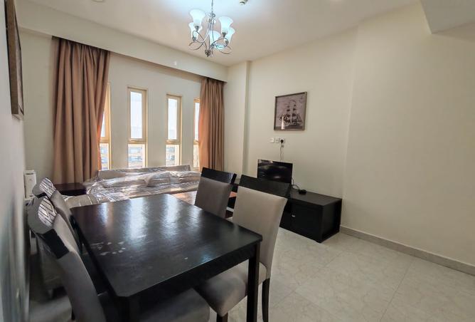 1008125 - Property Image 2