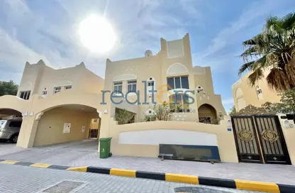 مجمع سكني - 3 غرف نوم - 4 حمامات للايجار في شارع الوعب - الوعب - الدوحة