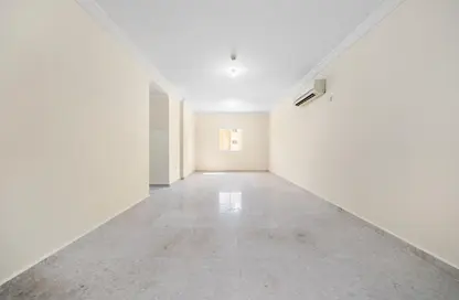 Apartment - 2 Bedrooms - 2 Bathrooms for rent in Al Sadd Road - Al Sadd - Doha