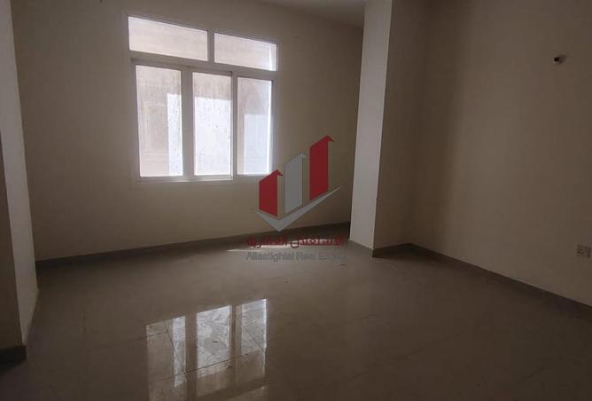 939322 - Property Image 3