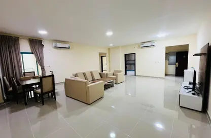 Apartment - 2 Bedrooms - 2 Bathrooms for rent in Musheireb Apartments - Musheireb - Doha