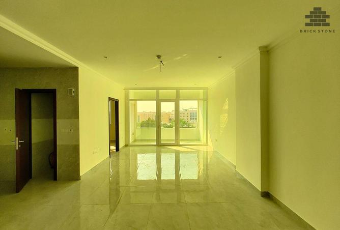 966776 - Property Main Image