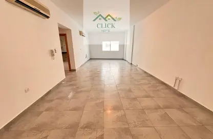 Apartment - 3 Bedrooms - 3 Bathrooms for rent in Anas Street - Fereej Bin Mahmoud North - Fereej Bin Mahmoud - Doha