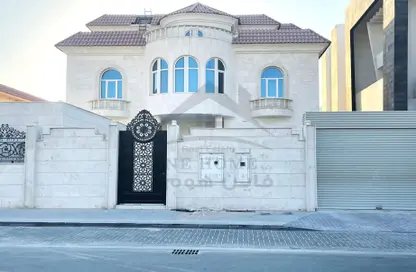 صورة لـ مبنى خارجي فيلا للبيع في الدحيل - الدحيل - الدوحة ، صورة رقم 1