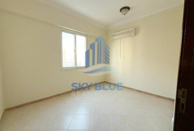 1002298 - Property Image 2