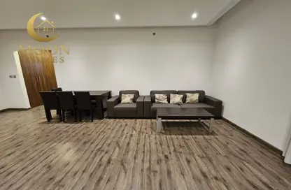 شقة - غرفة نوم - 1 حمام للايجار في شارع المطار القديم - طريق المطار القديم - الدوحة شقة - غرفة نوم - 1 حمام للايجار في شارع المطار القديم - طريق المطار القديم - الدوحة