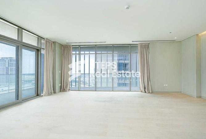 933454 - Property Image 2