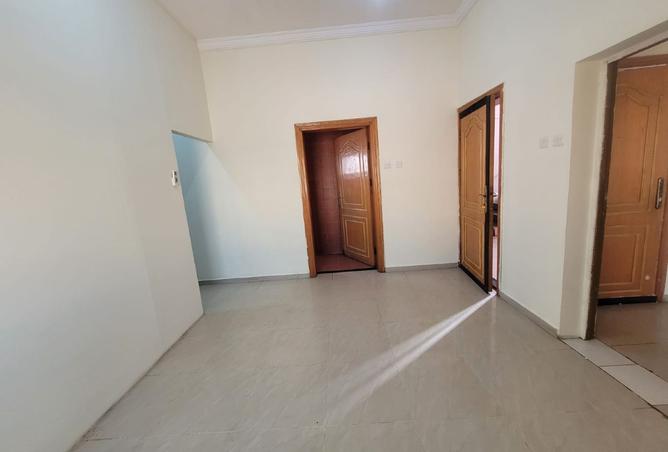 1010795 - Property Image 2