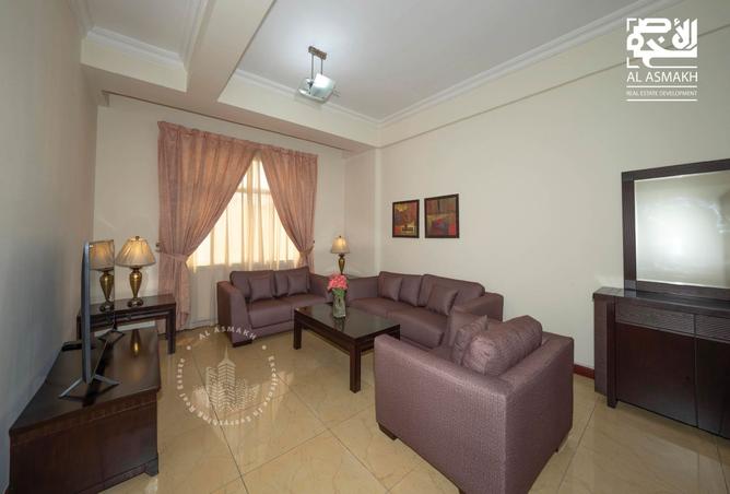 930795 - Property Image 2
