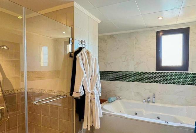 931430 - Property Image 3