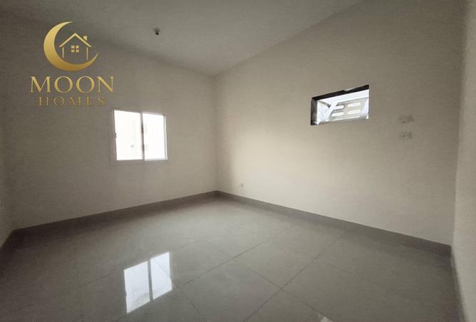 986209 - Property Image 2