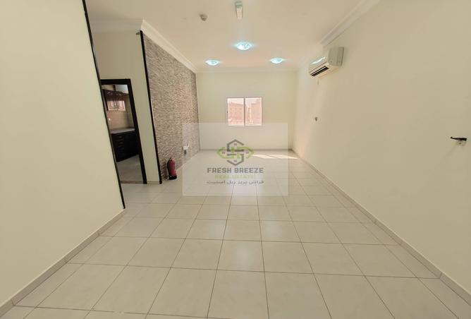 963113 - Property Main Image